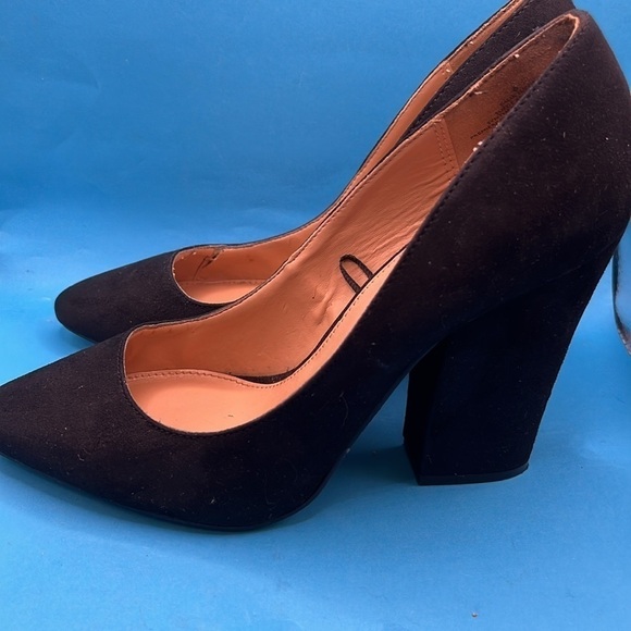 Express block Faux Suede Black, size 6 - Picture 5 of 8